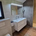 De Scherpenweide, Compleet Landelijk Gelegen Met Jacuzzi Chalet *