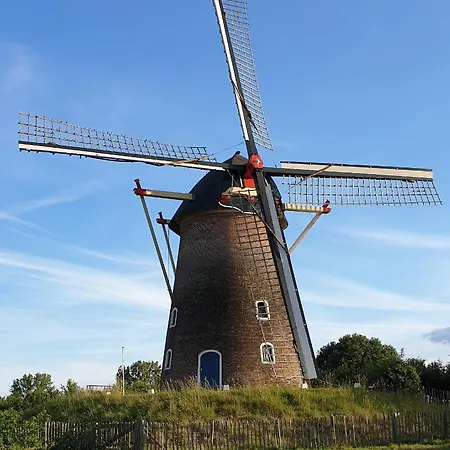 Alpesi faház De Scherpenweide, Compleet Landelijk Gelegen Met Jacuzzi