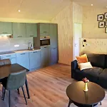 De Scherpenweide, Compleet Landelijk Gelegen Met Jacuzzi Leur